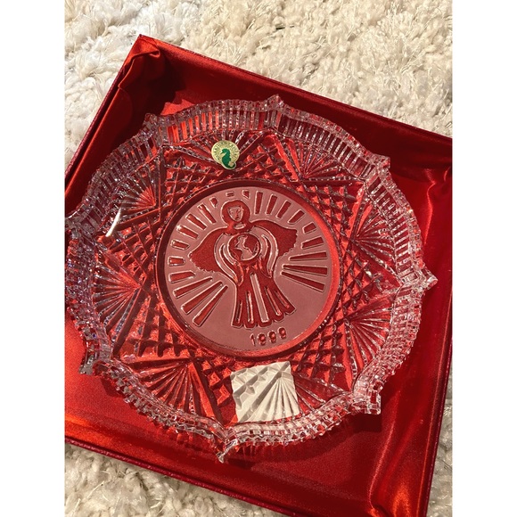 NEW Waterford Crystal Songs of Christmas 4th Edition Joy to the World 1999 Plate - Picture 1 of 3